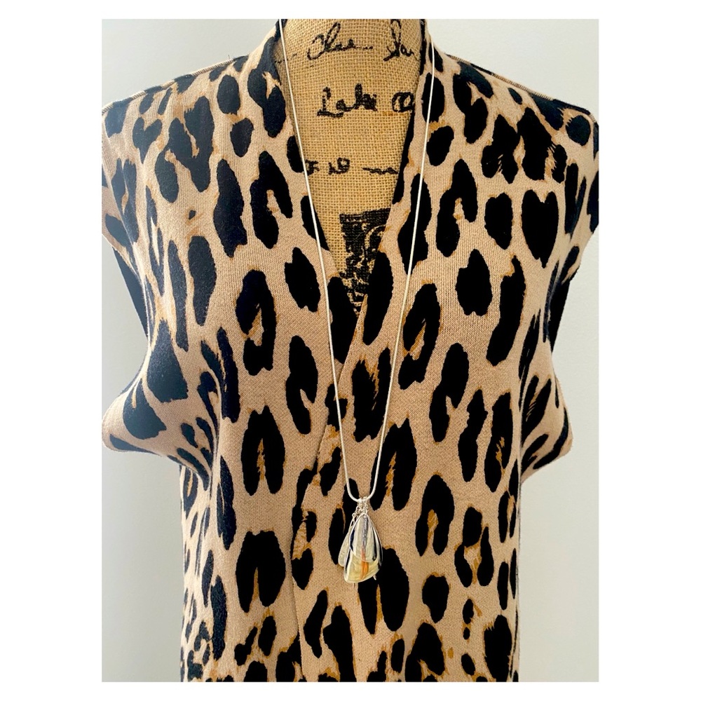 ♥️ Nine West Extra Long Necklace (NWT)